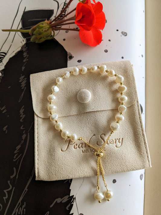 Gold Essence Baroque Pearl Bracelet